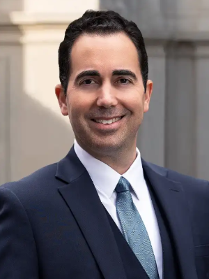 Brian Beecher, Esq. - Voz Legal