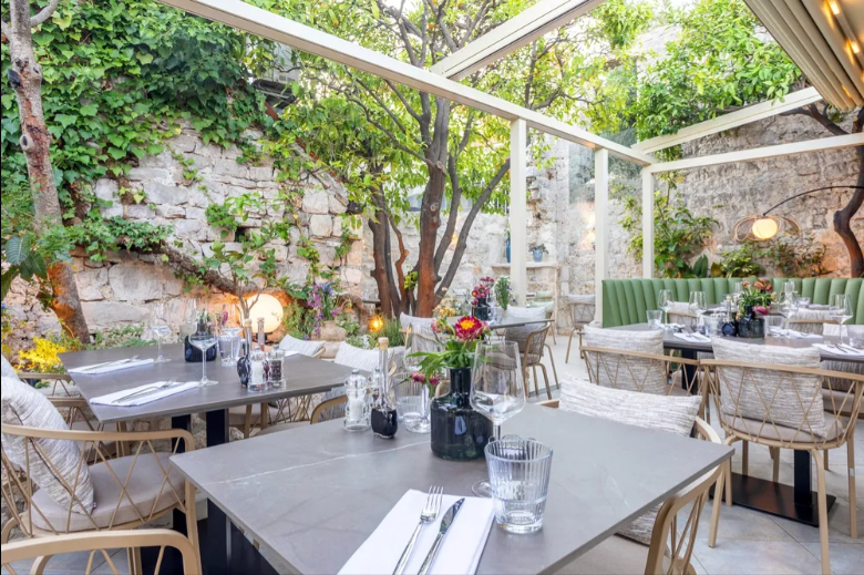 Restaurant Hvar | Mediterranean Cuisine & Fine Wine